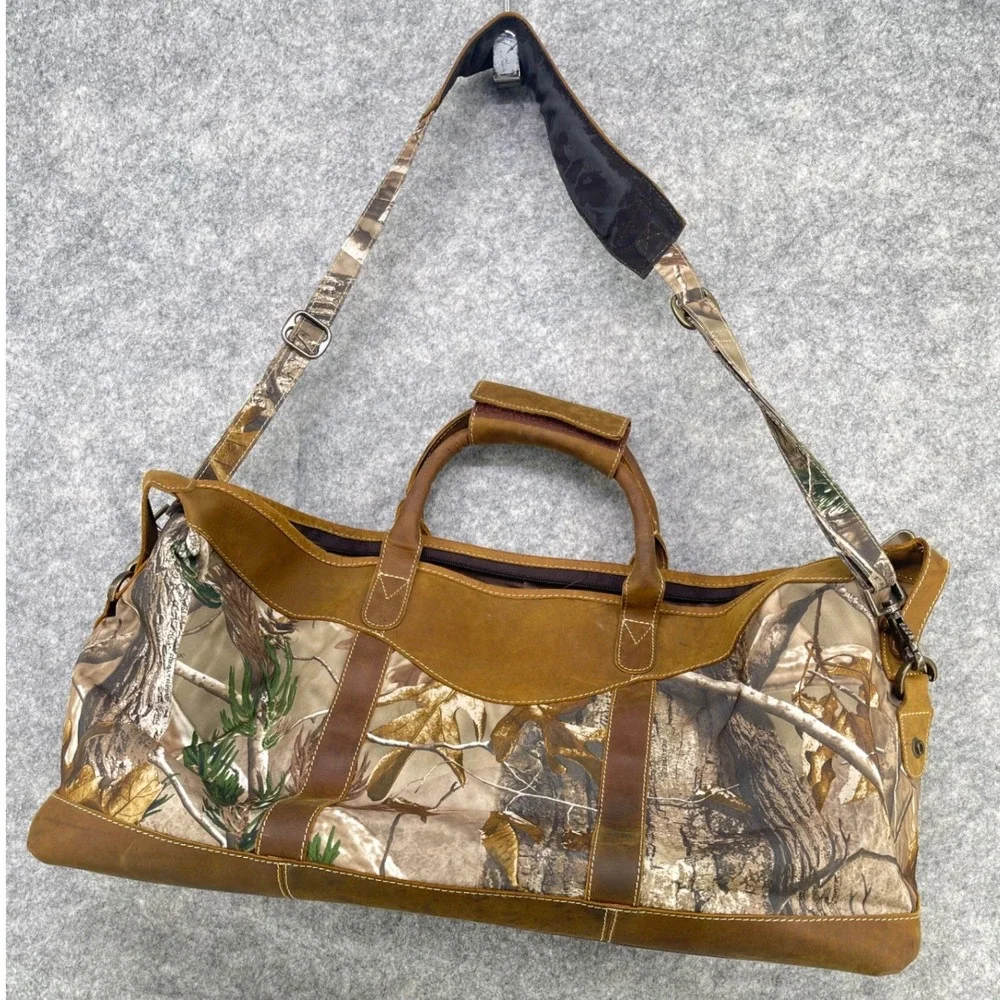 Mercedes Benz Travel Tote Large Brown Realtree Camo Leather Trim Duffle Bag Logo